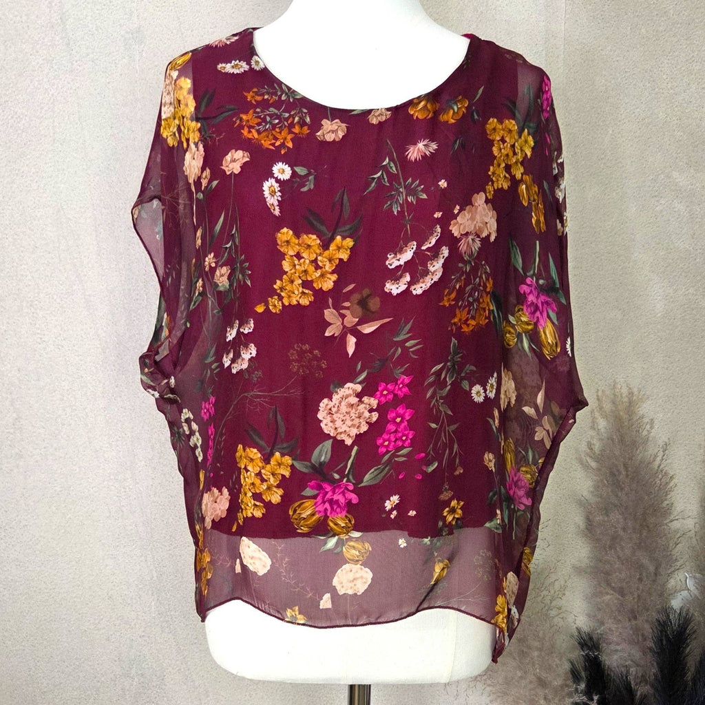 Silk blend box top with pretty floral digital print (M): Cream