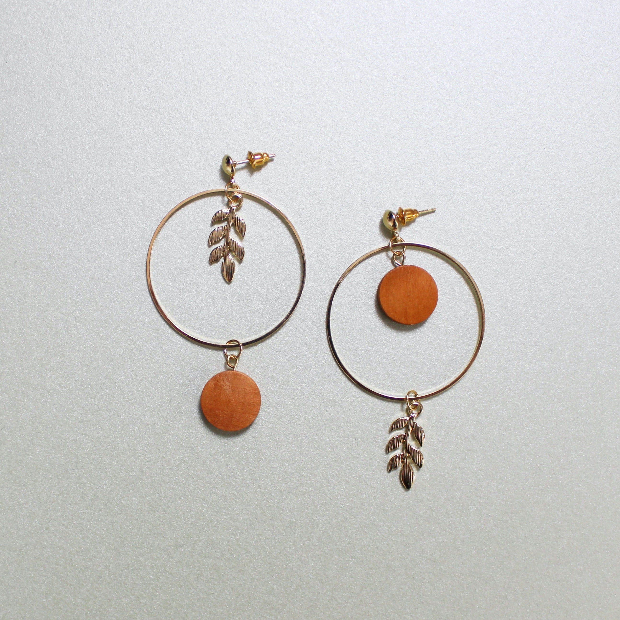 Kara Wooden Disc Botanical Hoop Earrings