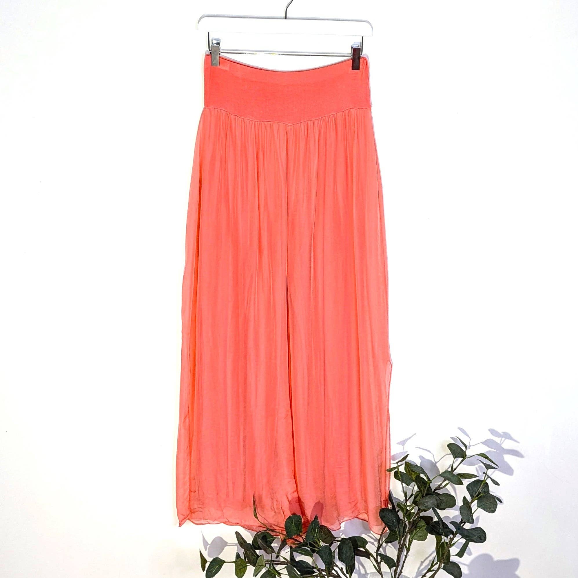 Straight leg silk blend trousers with stretchy waist band: MGRY
