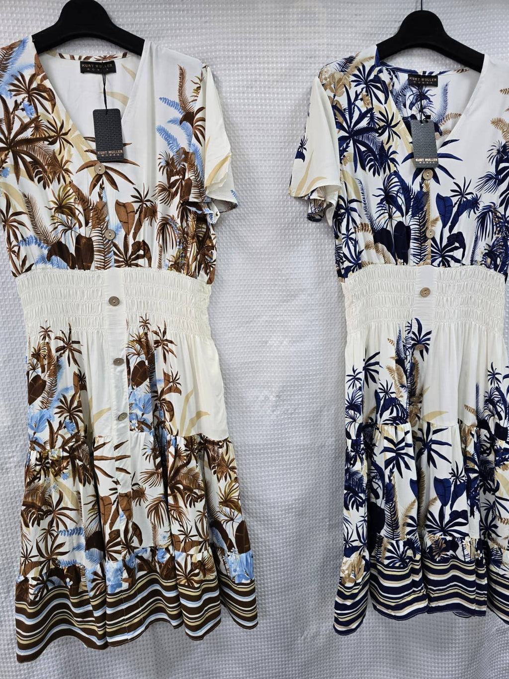Palms Print V Midi Dress: Brown
