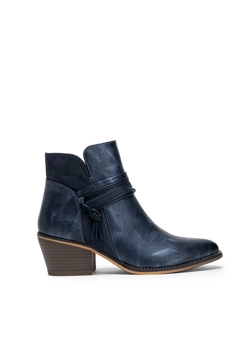 Metallic Ankle Boots with Tied Laces and Pompom (Ref: F6970): Green / 36-41 (223221)