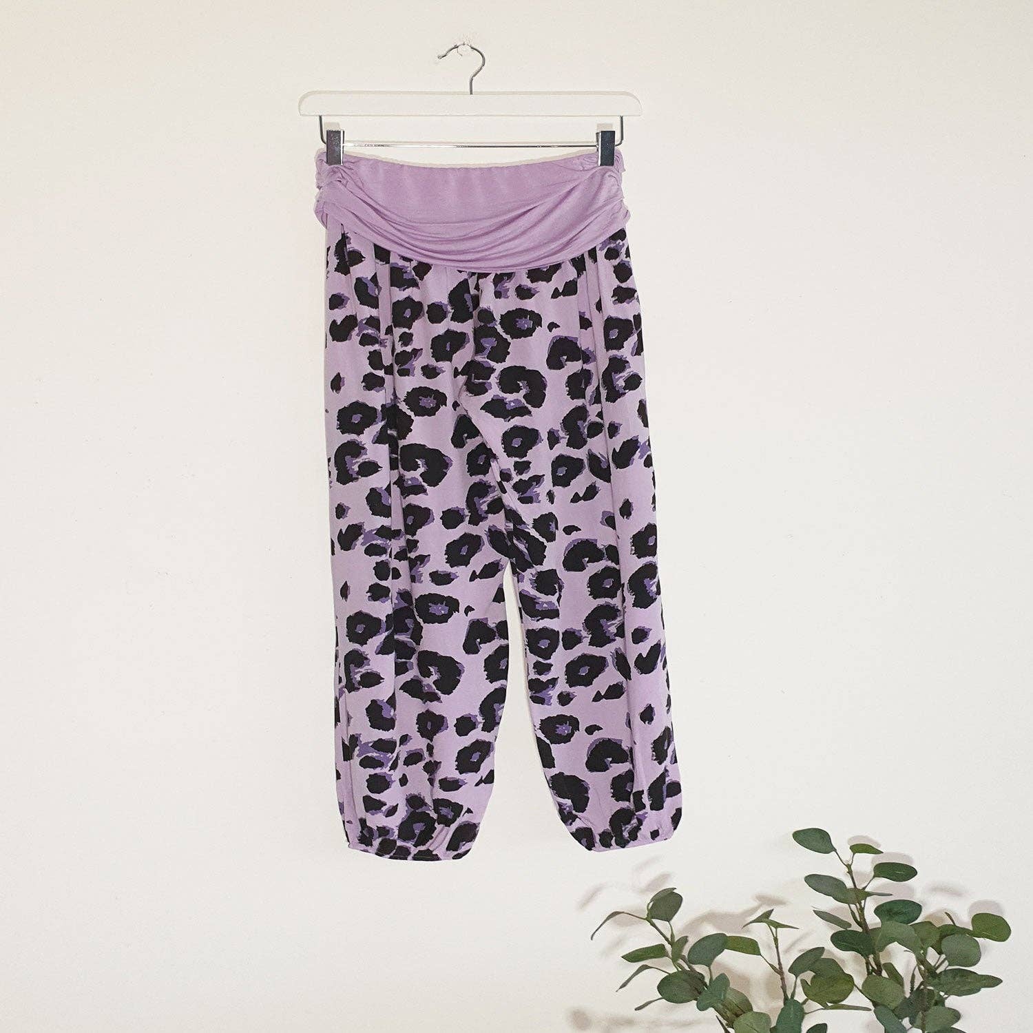 Leopard print hareem style pants with stretchy jersey waistband (O/S): AQUA