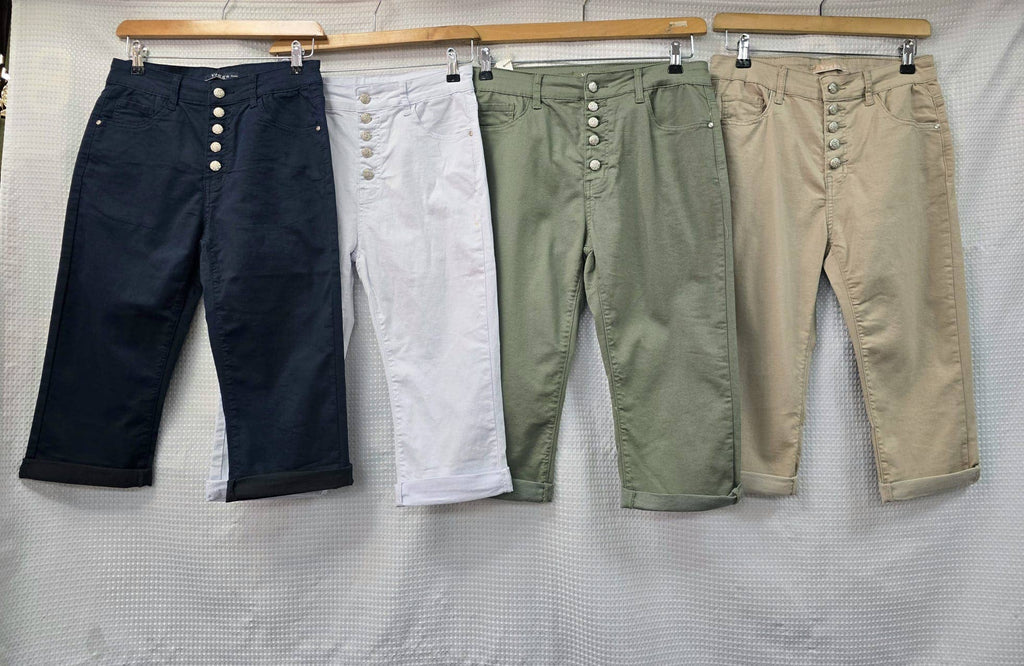 Silver Button Detail Capri Cotton Stretch Voggo Short Jeans: Navy
