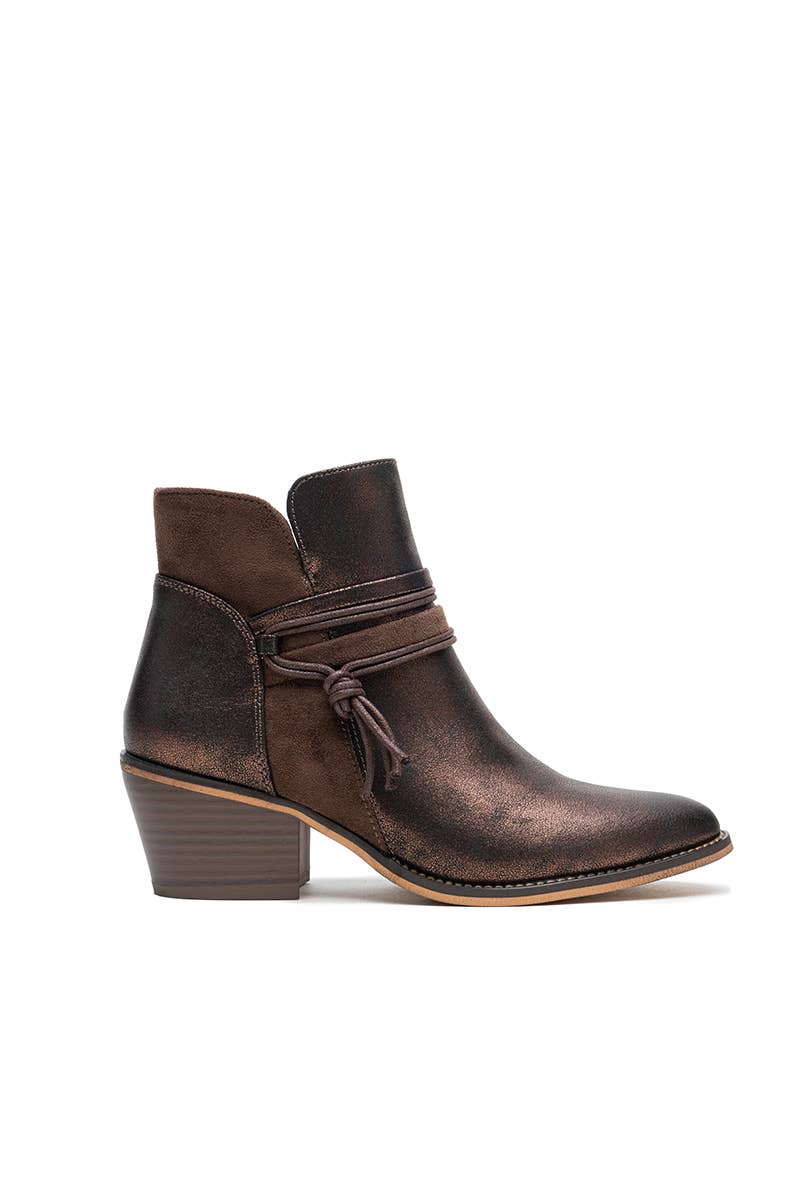 Metallic Ankle Boots with Tied Laces and Pompom (Ref: F6970): Green / 36-41 (223221)