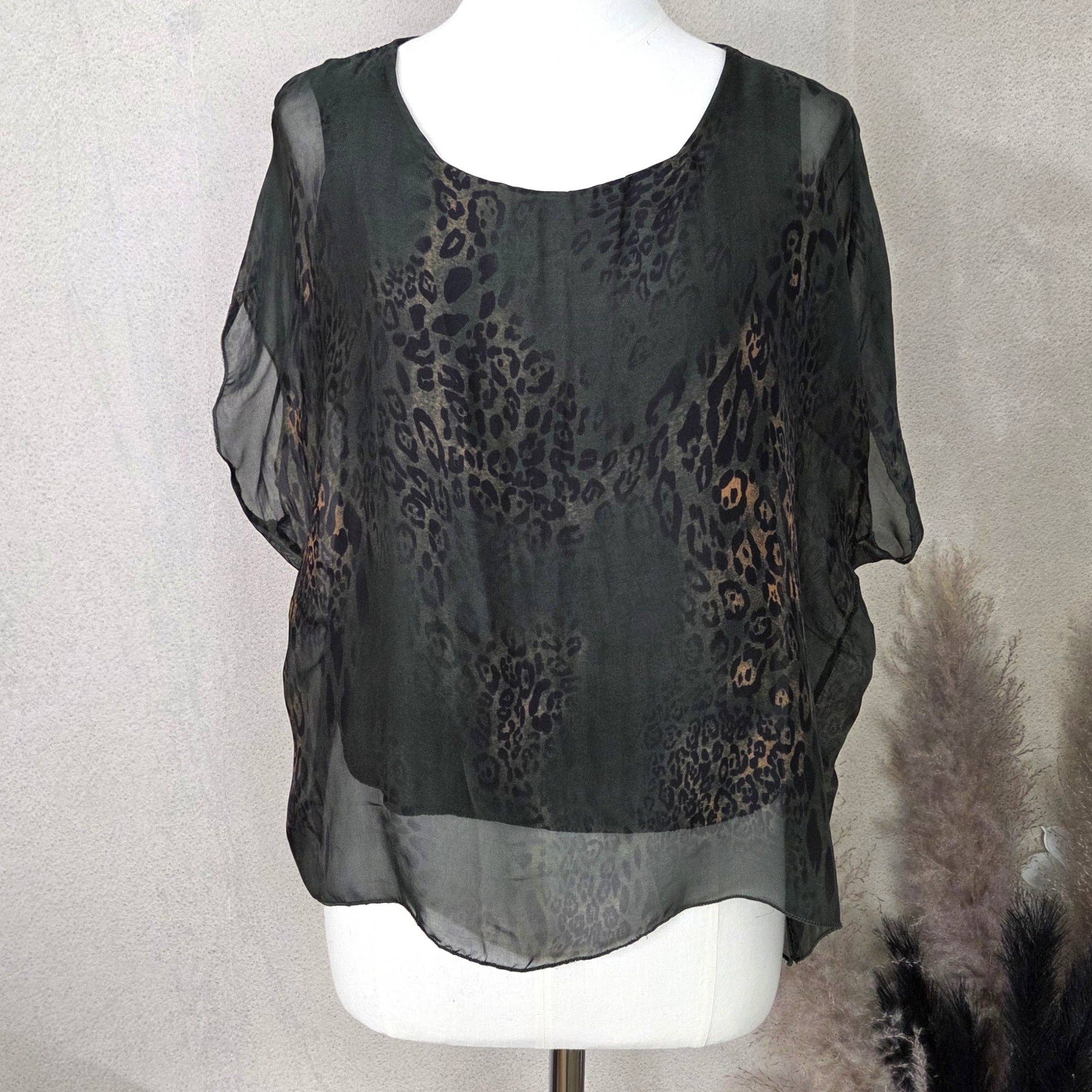 Silk blend animal fusion digital print box top (M): Dark Grey