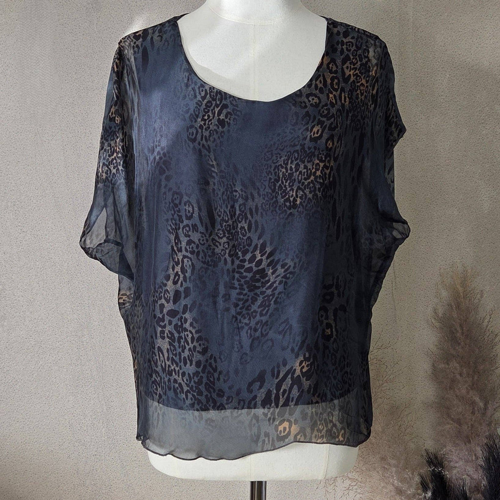 Silk blend animal fusion digital print box top (M): Dark Grey