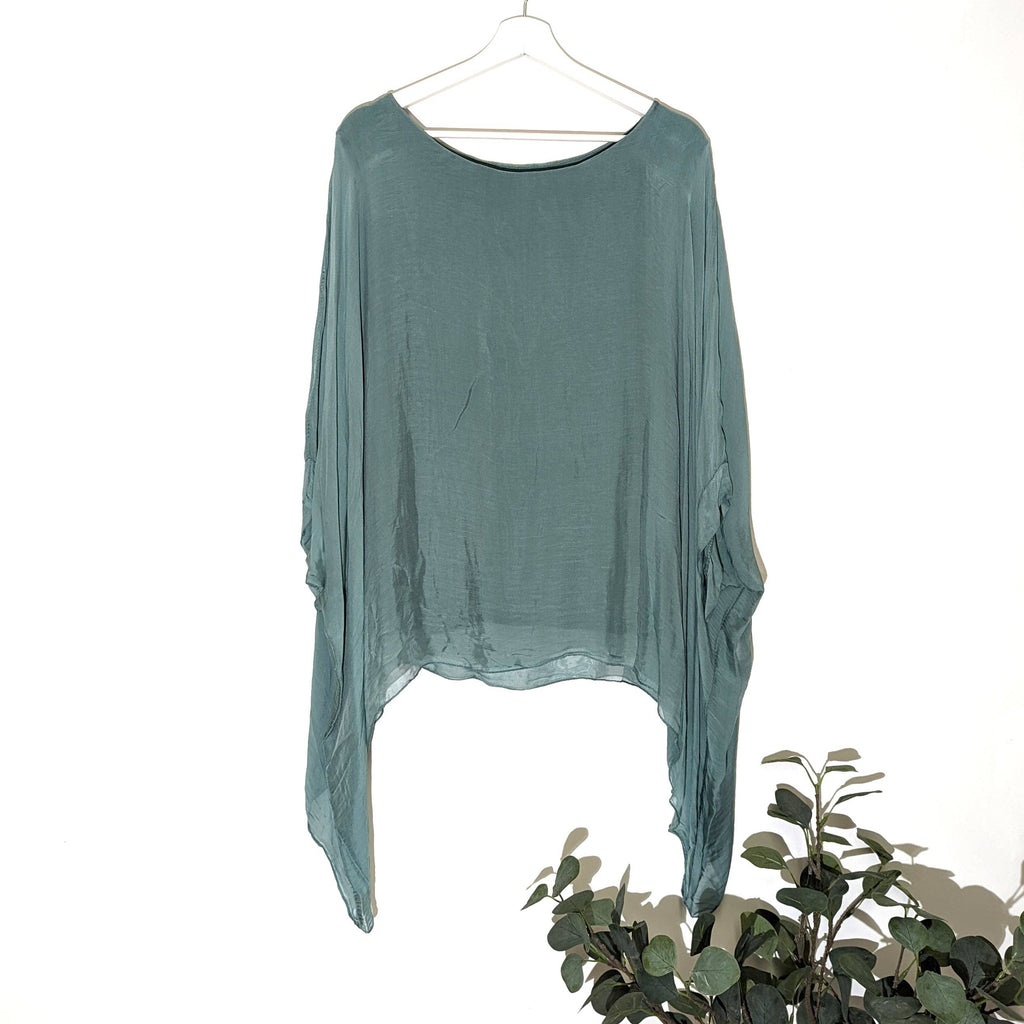 Plain silk tunic with comfortable attached undergarment (O/S): GRN