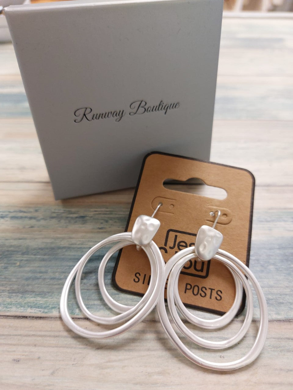 Jess & Lou 3 Hoop Earrings