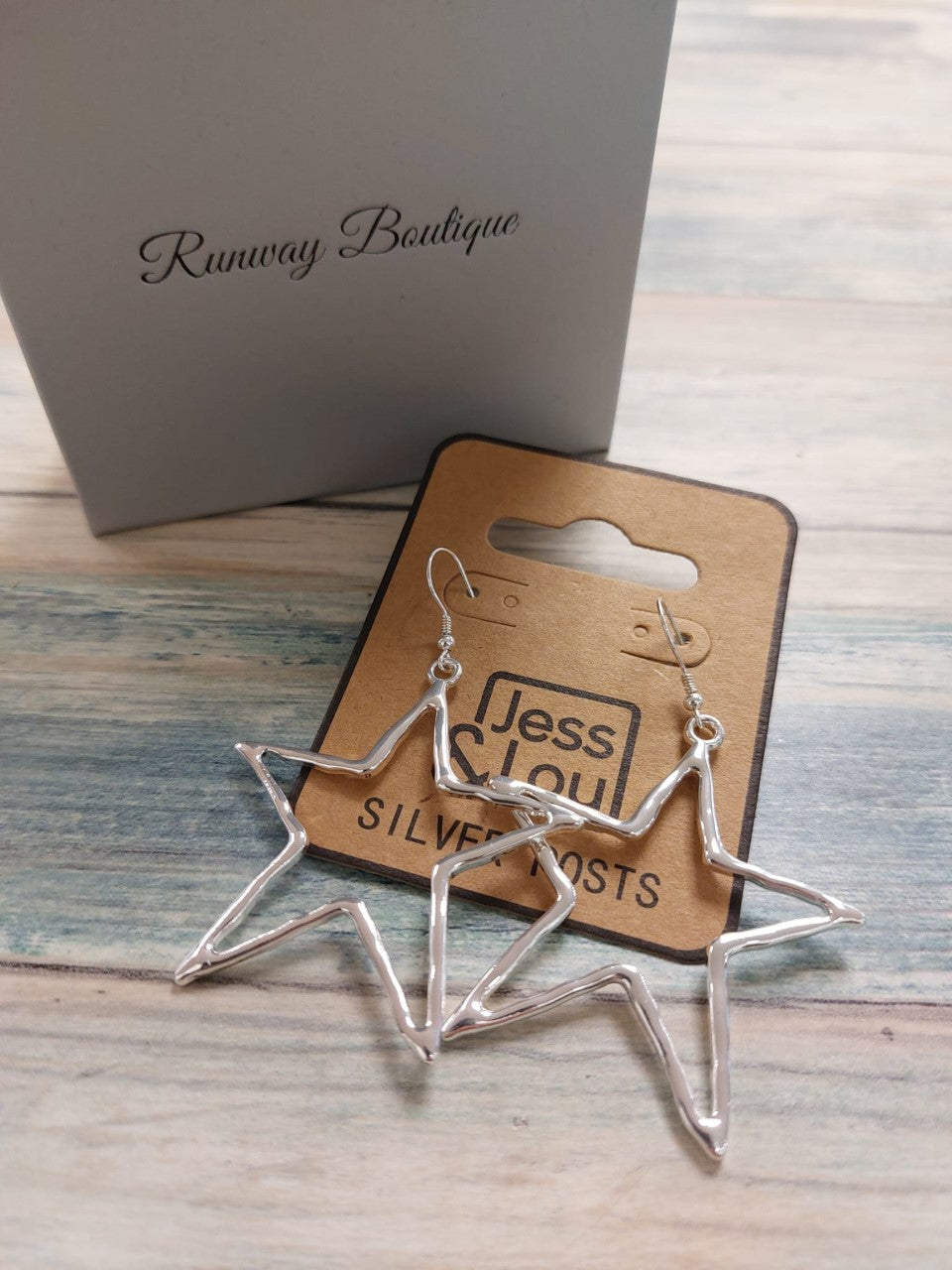 Jess & Lou Star Earrings