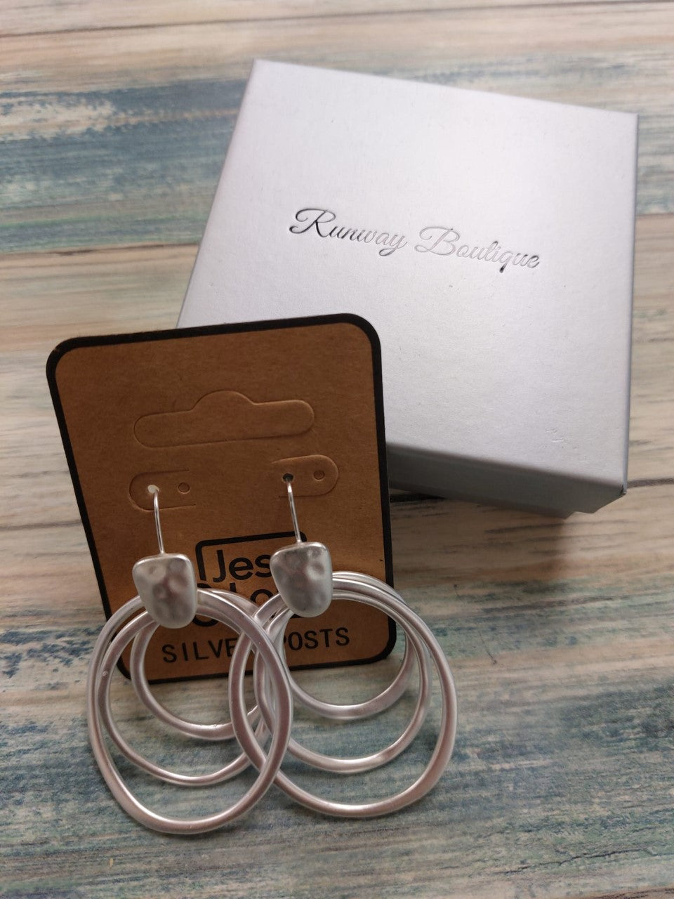 Jess & Lou 3 Hoop Earrings