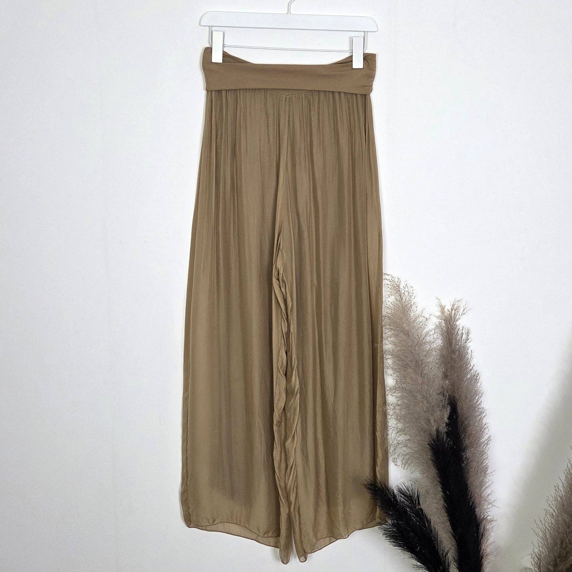 Straight leg silk blend pants with stretchy jersey waist band (M-L): Cream