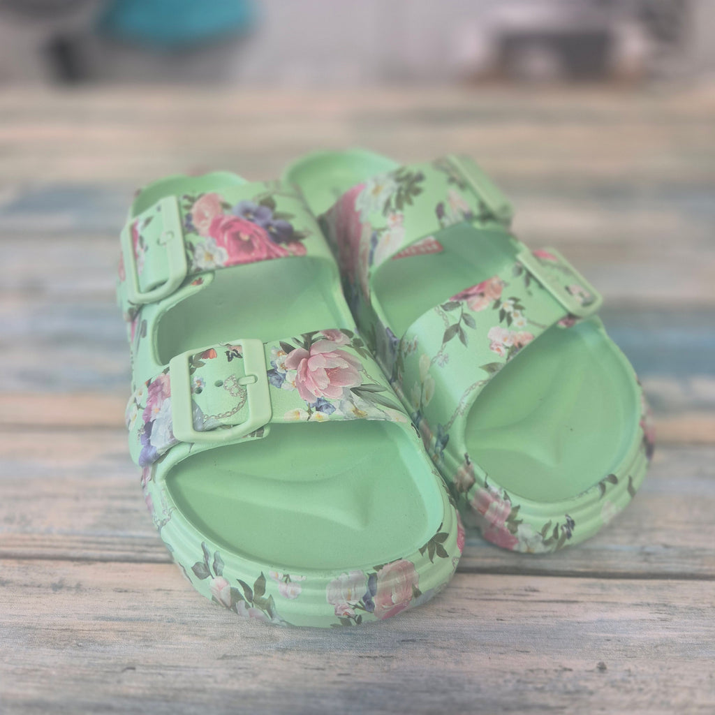 Laura vita nuon green sliders sandals
