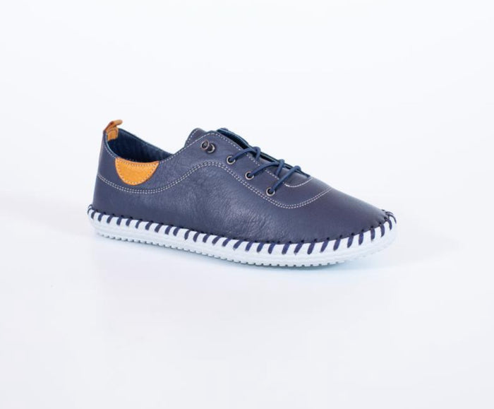 Modella navy leather pumps, shoes.